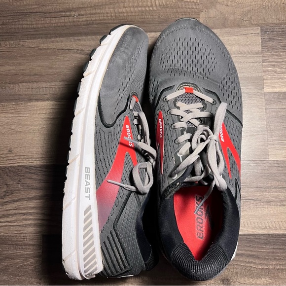 Brooks Beast '20 Men's Road Running Shoes Size 13 2E Wide 1103272E019. - Picture 2 of 5
